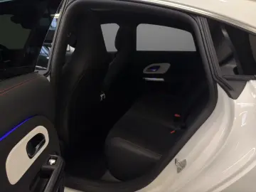 Mercedes-Benz CLA 250   AMG-Line Advanced-Plus