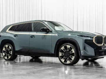 XM 4.4 V8 Individual Massage Trekhaak Bowers&Wil