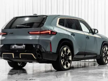 XM 4.4 V8 Individual Massage Trekhaak Bowers&Wil