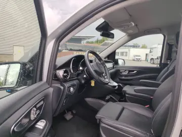 Mercedes-Benz EQV 300 Avantgarde Airmatic Panorama