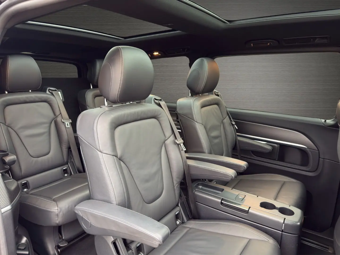 Mercedes-Benz V300d 4-Matic Lang AMG Night