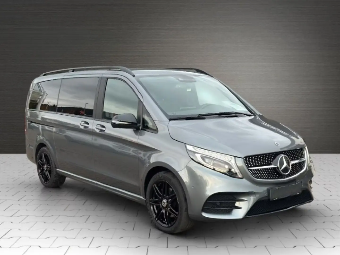 Mercedes-Benz V300d 4-Matic Lang AMG Night