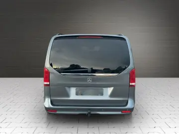 Mercedes-Benz V300d 4-Matic Lang AMG Night