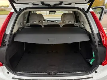 XC 90 T8 R-Des. Exp. Rech. Pl.-In Hybr. AWD 7-S.