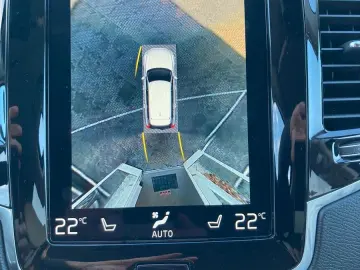 XC 90 T8 R-Des. Exp. Rech. Pl.-In Hybr. AWD 7-S.