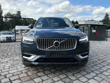 XC 90 Inscription Expression Recharge Plug-In