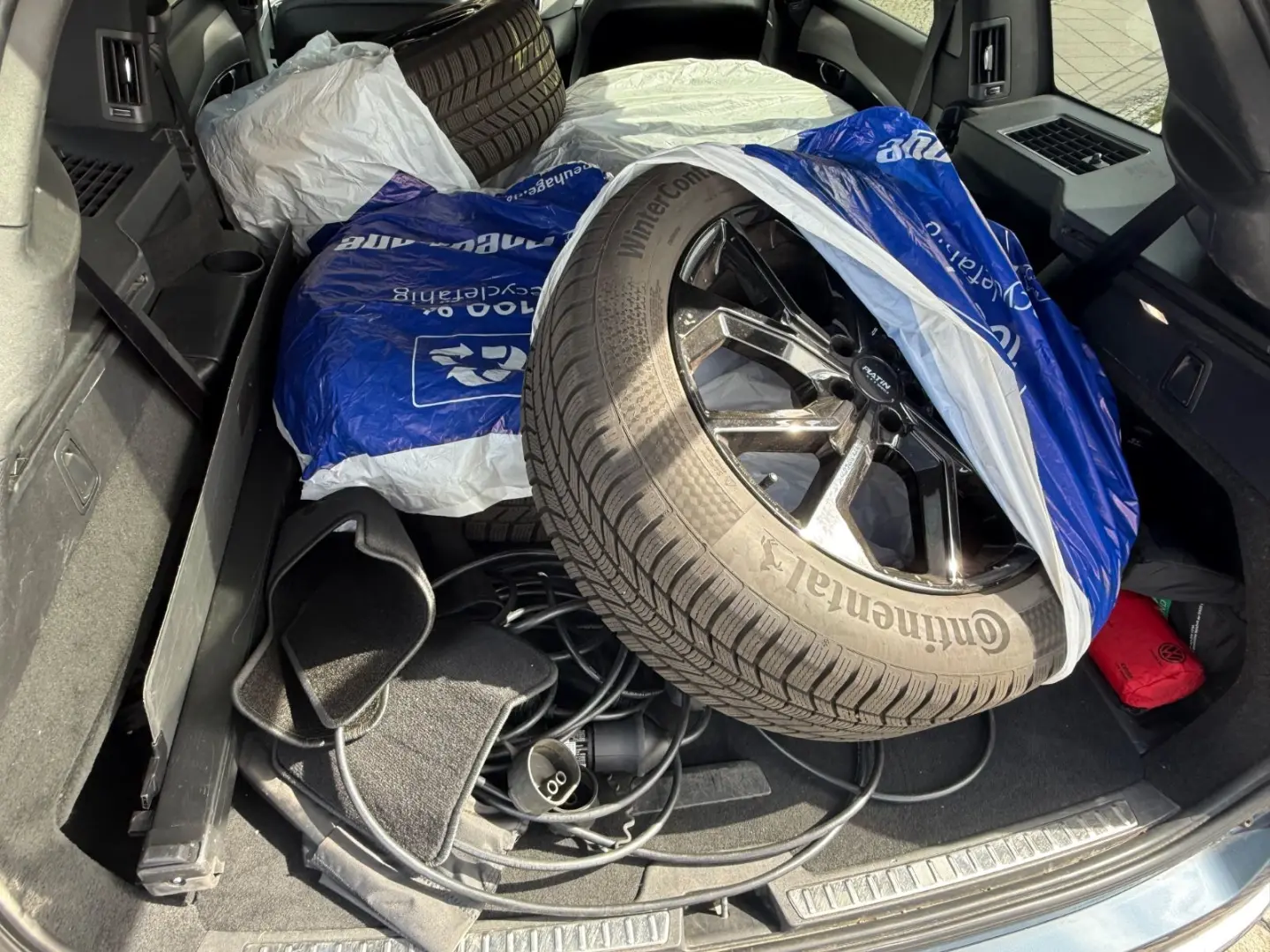 XC 90 Inscription Expression Recharge Plug-In