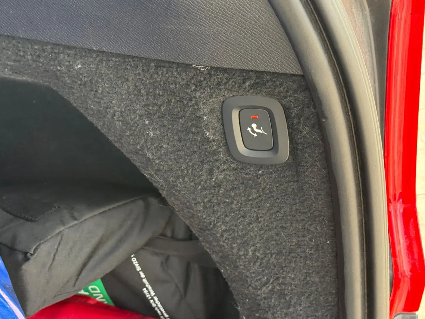 XC 90 Inscription Expression Recharge Plug-In