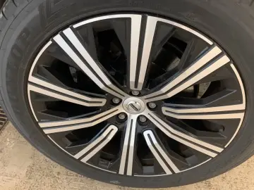 XC90 Plus Bright Hybrid 18 8kWh Memory 360K 20