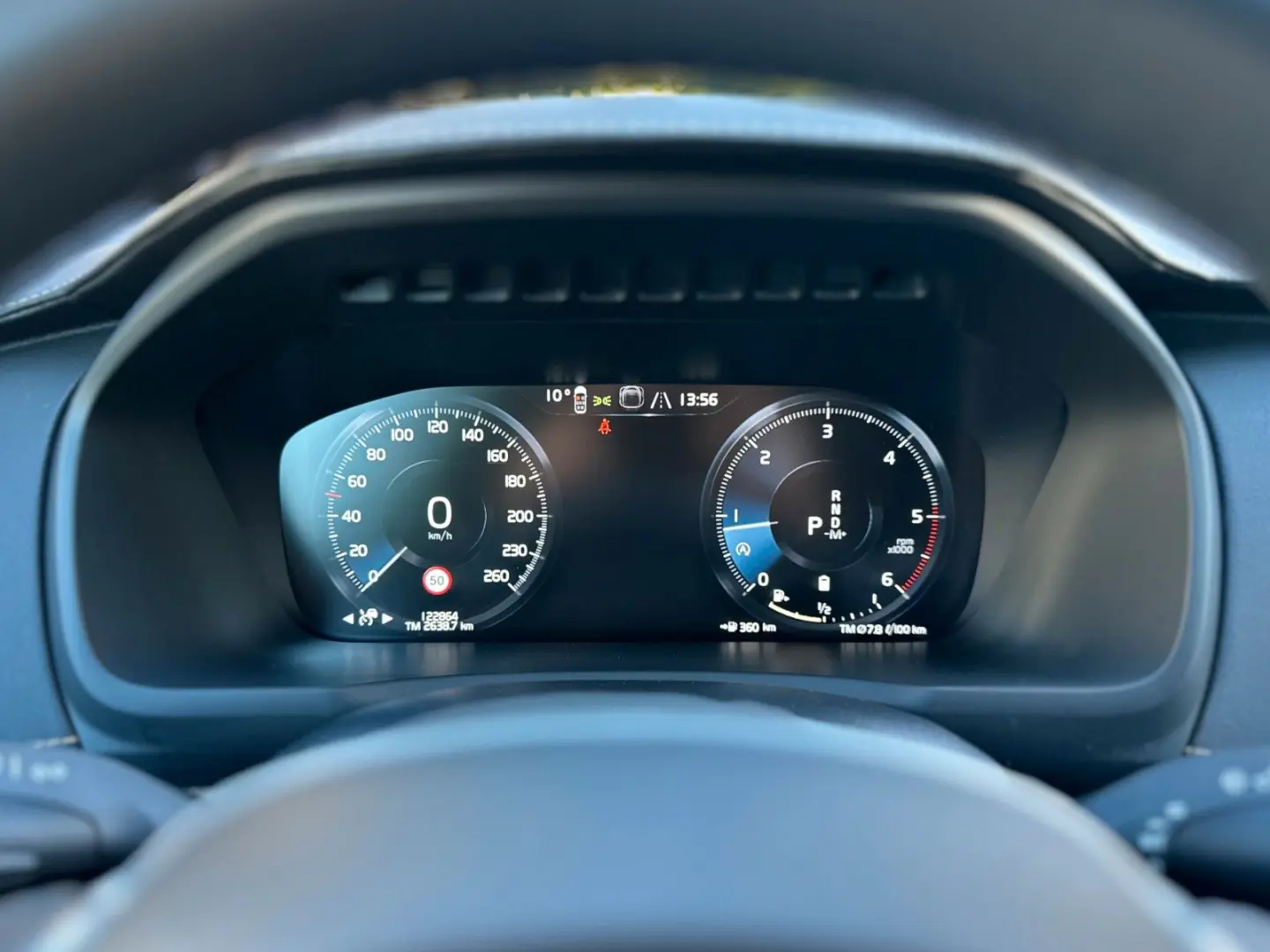 XC90 B5D R Design AWD 7-SITZE AHK 360  HUD