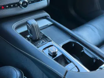 XC90 B5D R Design AWD 7-SITZE AHK 360  HUD