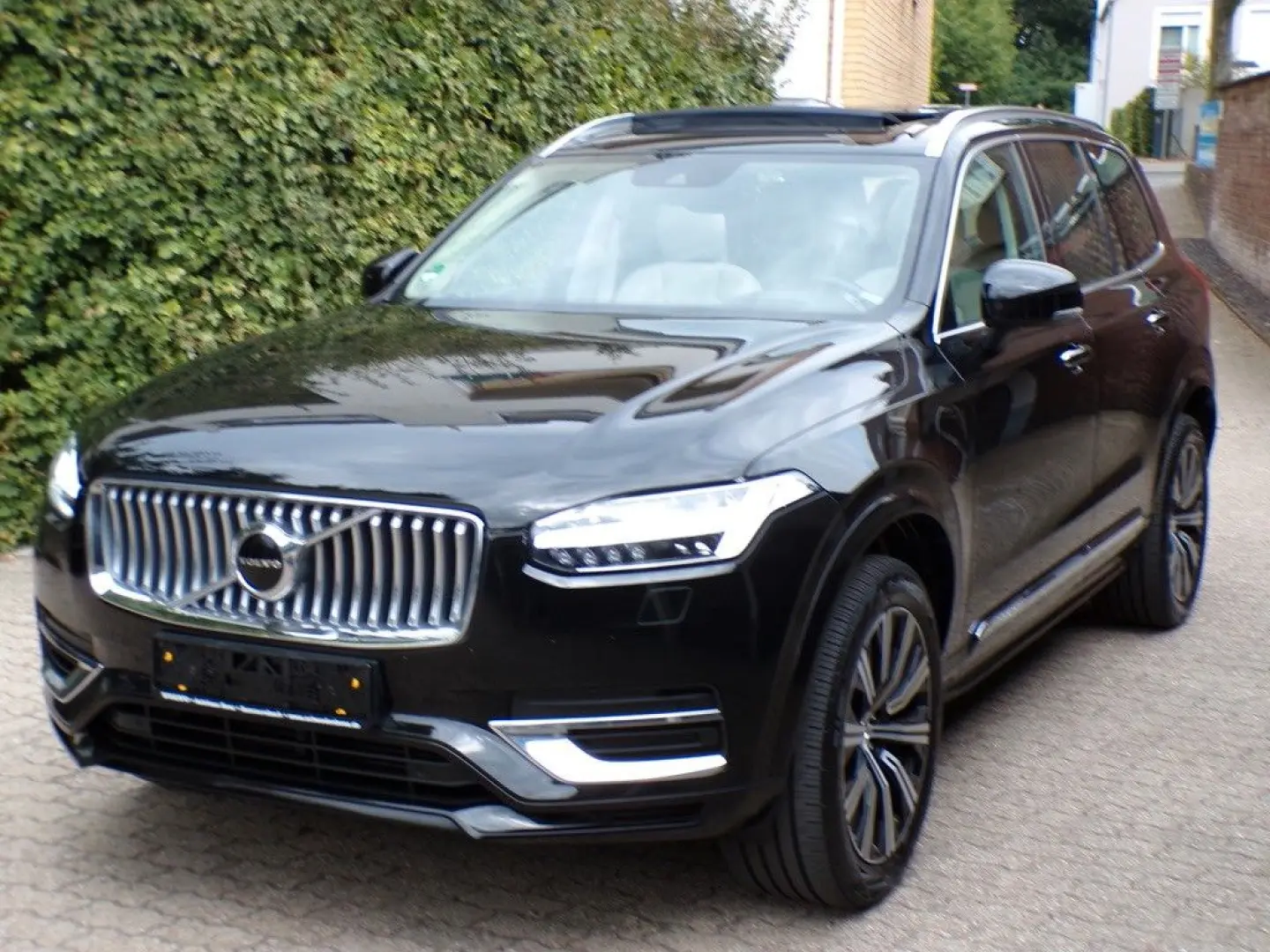 XC90 T8 AWD Plus Bright  Pano HUD H&K Kam Memo