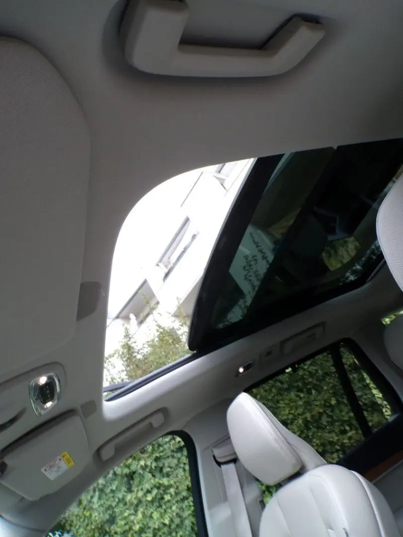 XC90 T8 AWD Plus Bright  Pano HUD H&K Kam Memo