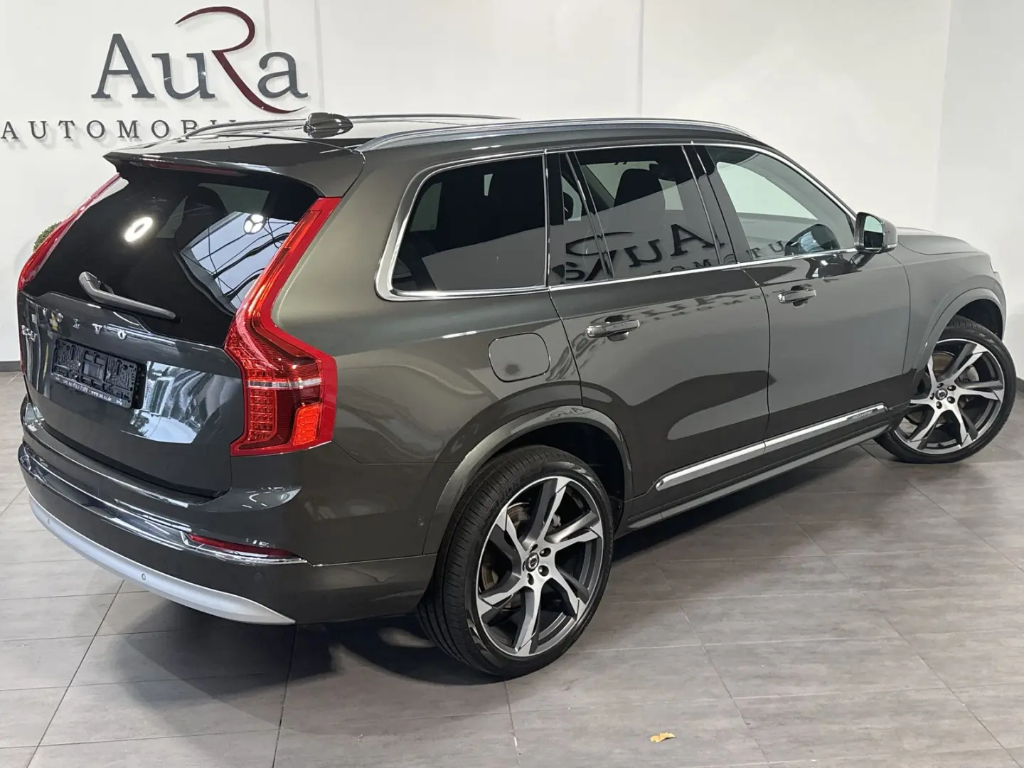 XC90 T8 AWD Inscription 7-Sitzer NAV LED VC PANO