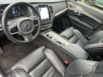 XC90 T8 AWD Inscription 7-Sitzer NAV LED VC PANO