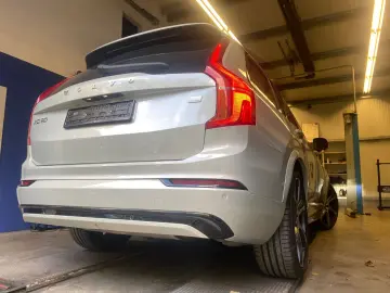 XC90 R Design Edition Recharge Plug-In Hybrid AW
