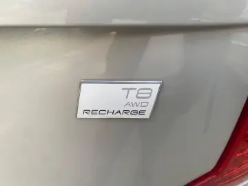 XC90 R Design Edition Recharge Plug-In Hybrid AW