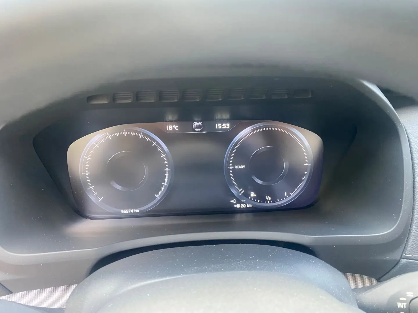 XC90 R Design Edition Recharge Plug-In Hybrid AW