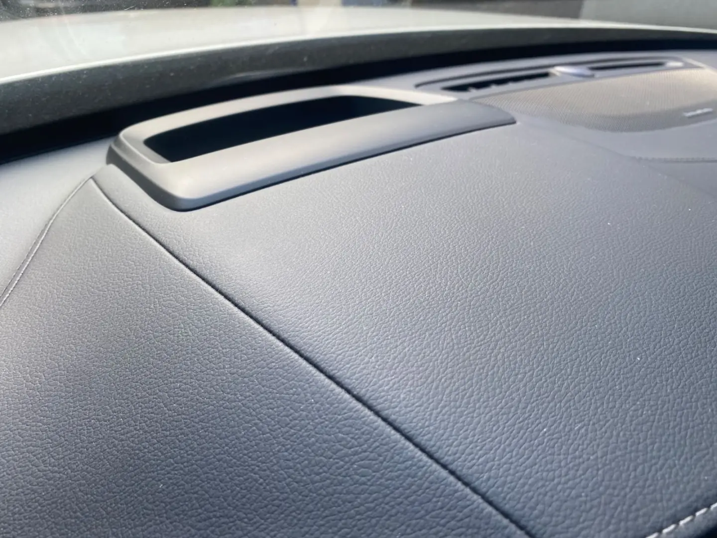 XC90 R Design Edition Recharge Plug-In Hybrid AW