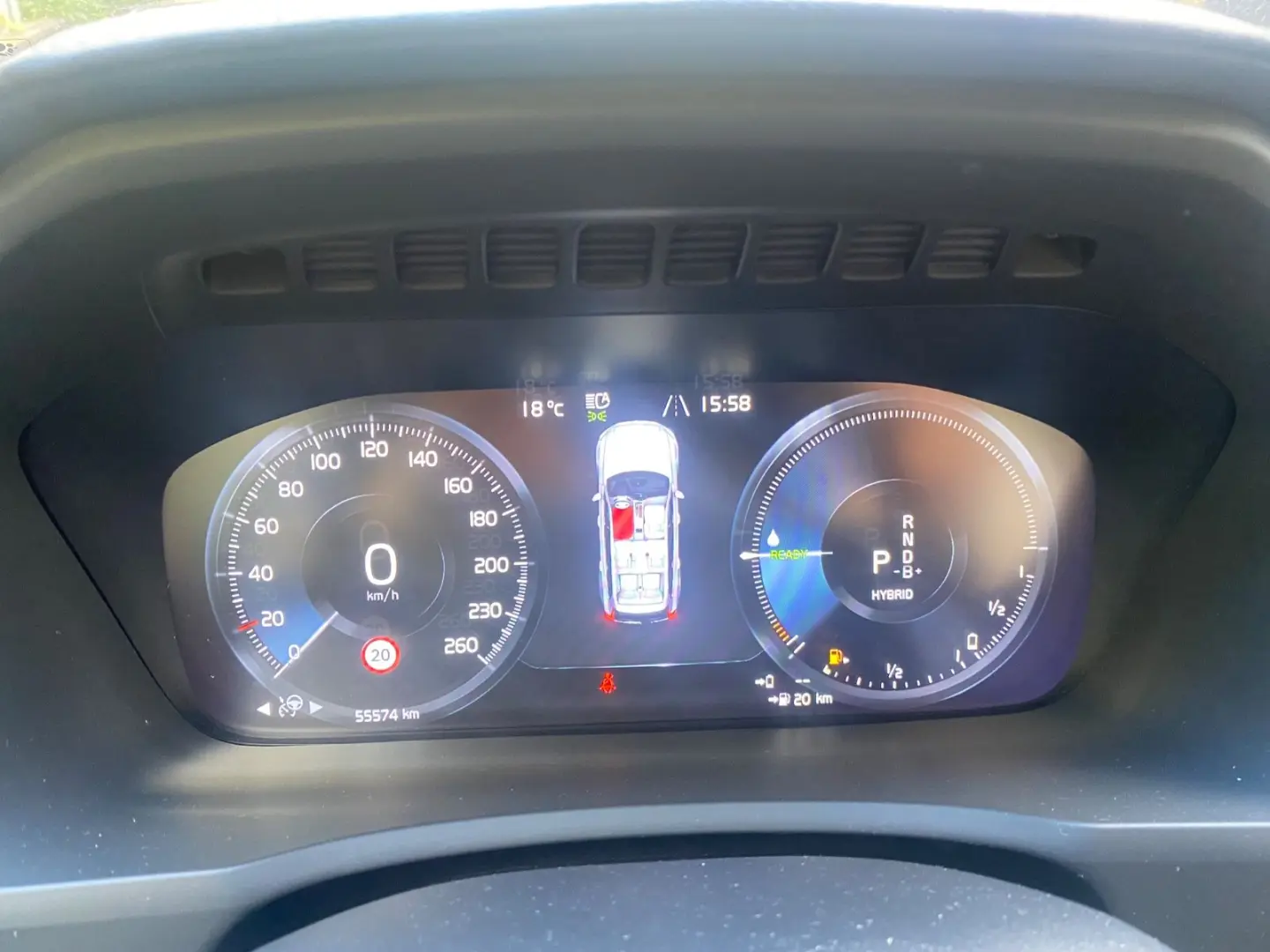 XC90 R Design Edition Recharge Plug-In Hybrid AW