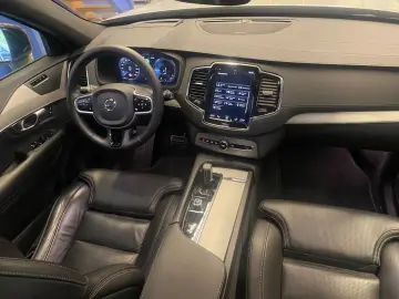 XC90 R Design Edition Recharge Plug-In Hybrid AW