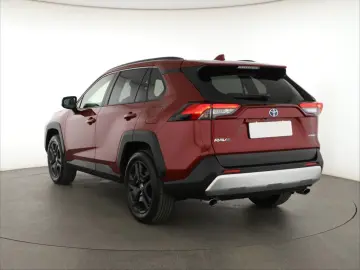 RAV 4