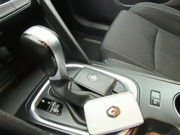 Renault Megane 1.33 tce 140 CP ZEN AUTOMATA GARANȚIE