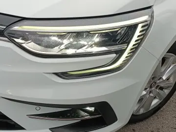 Renault Megane 1.33 tce 140 CP ZEN AUTOMATA GARANȚIE