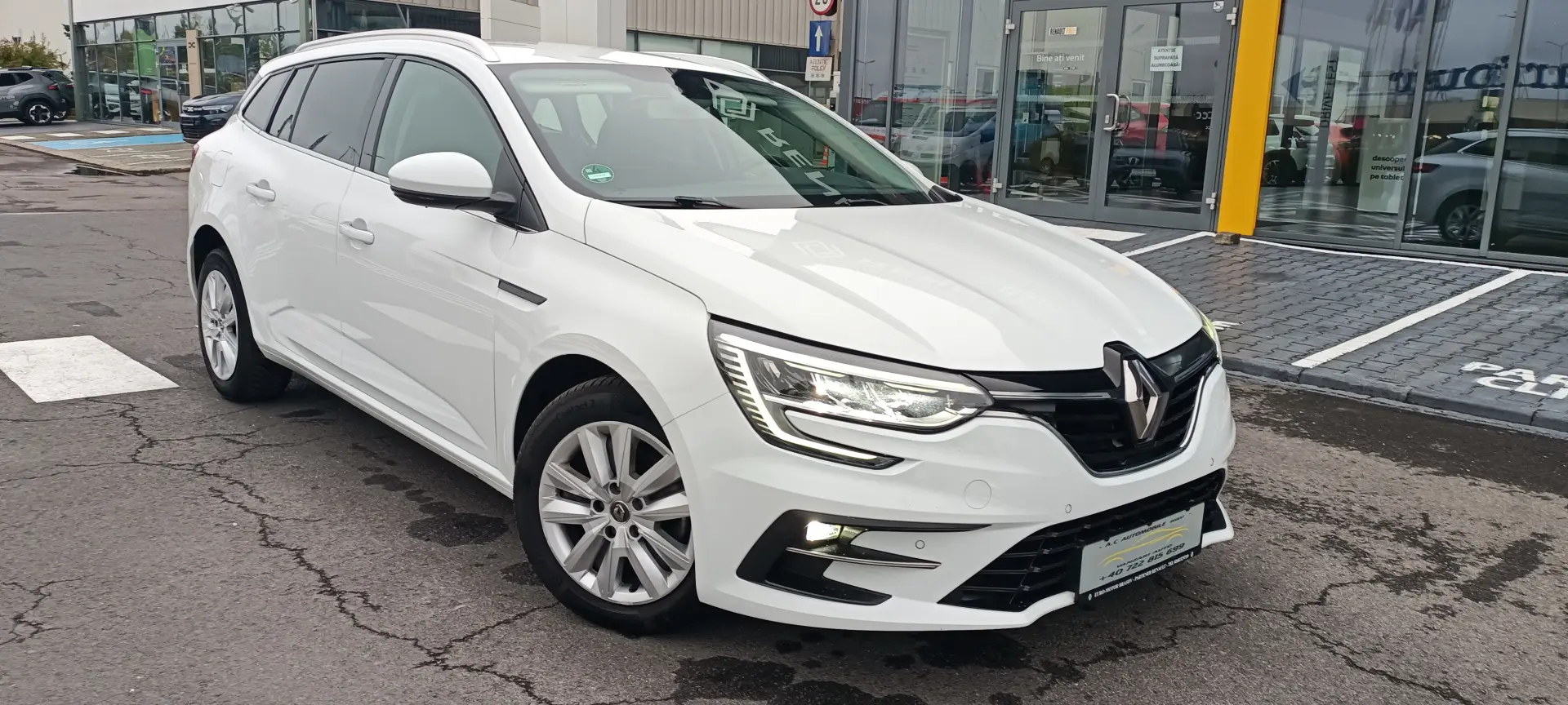 Renault Megane 1.33 tce 140 CP ZEN AUTOMATA GARANȚIE