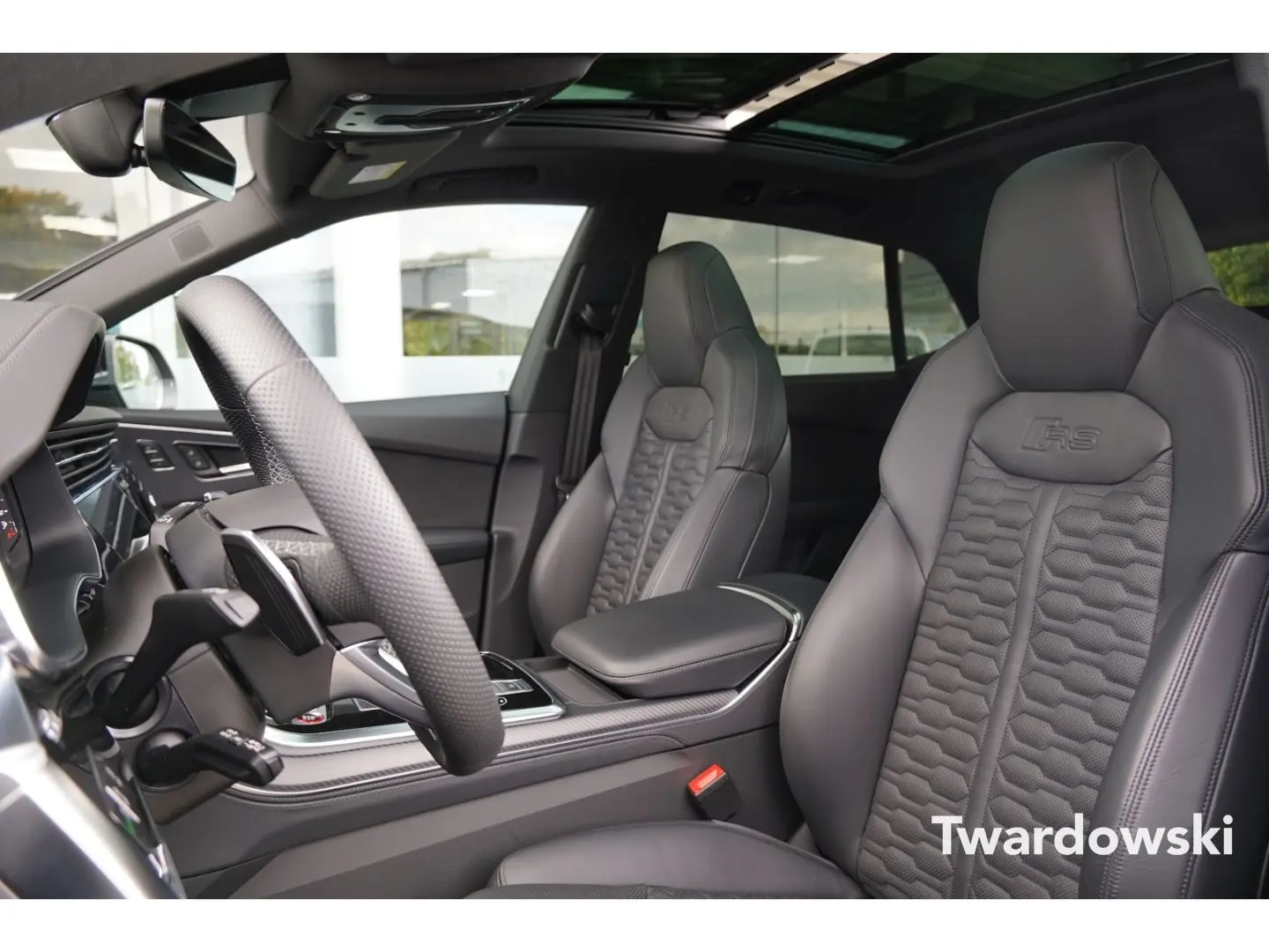 RSQ8 Keramik Stand-HZ Memo AHK HUD B&O Soft Sofo