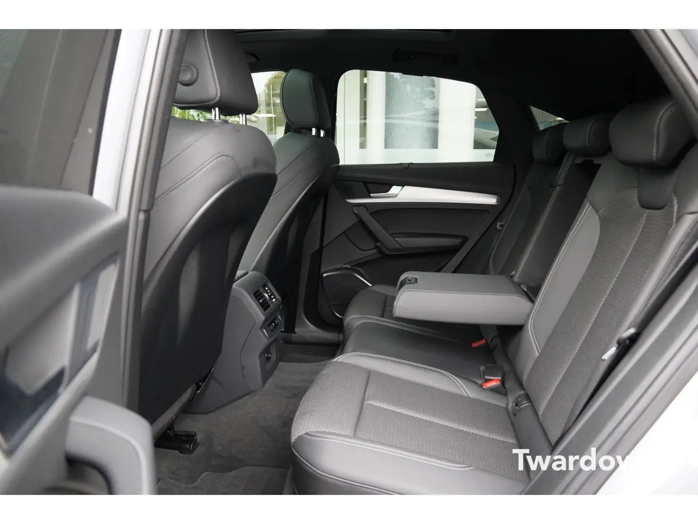 Q5 Sportback 45 TFSI S line Pano AHK 360  20''