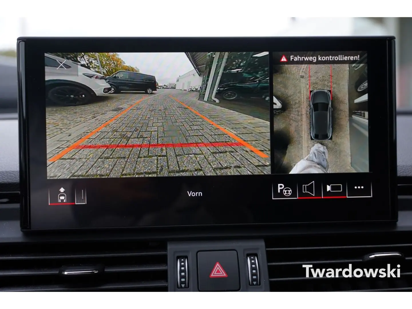 Q5 Sportback 45 TFSI S line Pano AHK 360  20''