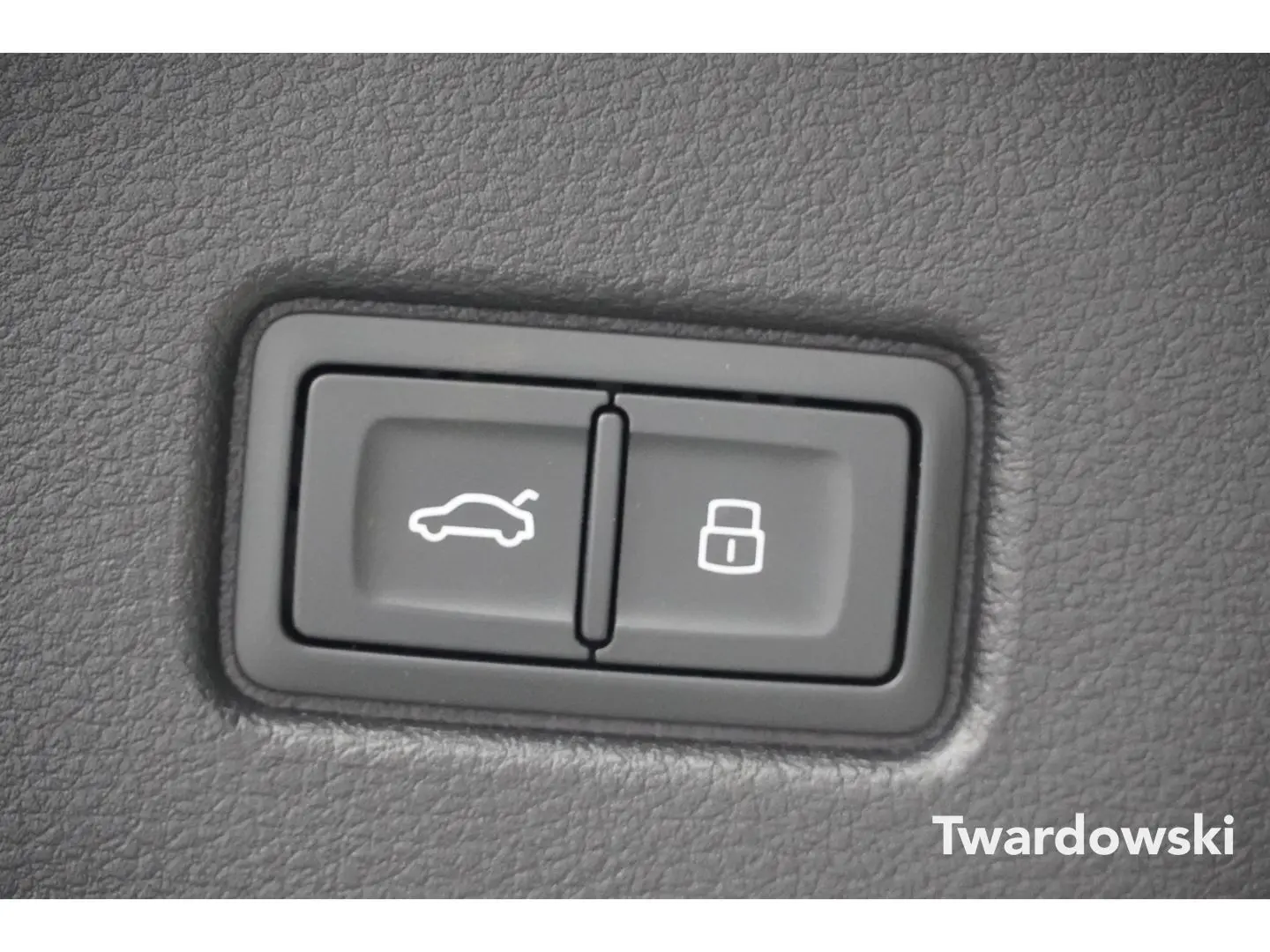 Q5 Sportback 45 TFSI S line Pano AHK 360  20''