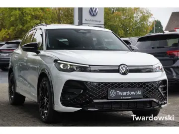 Tiguan R-Line AHK Pano 360  ACC Travel Matrix