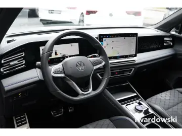 Tiguan R-Line AHK Pano 360  ACC Travel Matrix