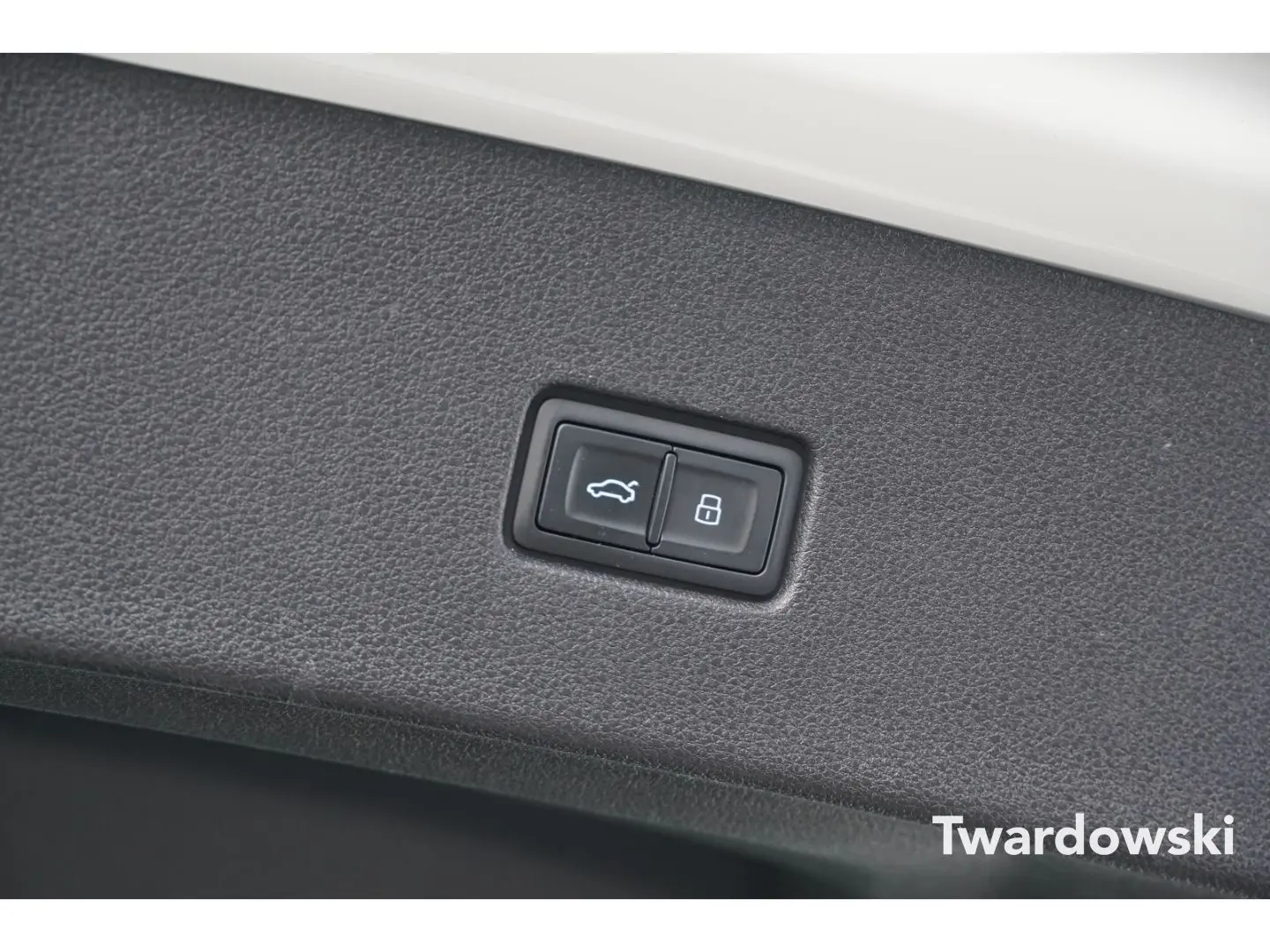 Q8 50 TDI Facelift S-Line Matrix Black Luft Memo