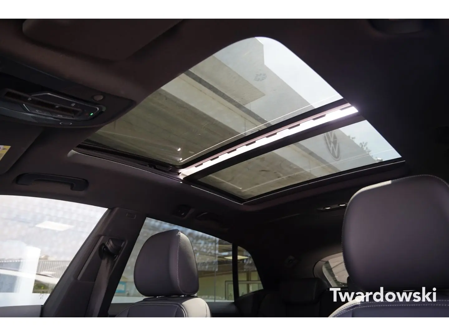 Q8 S line 50 TDI Luft 23'' PANO AHK Memory ACC