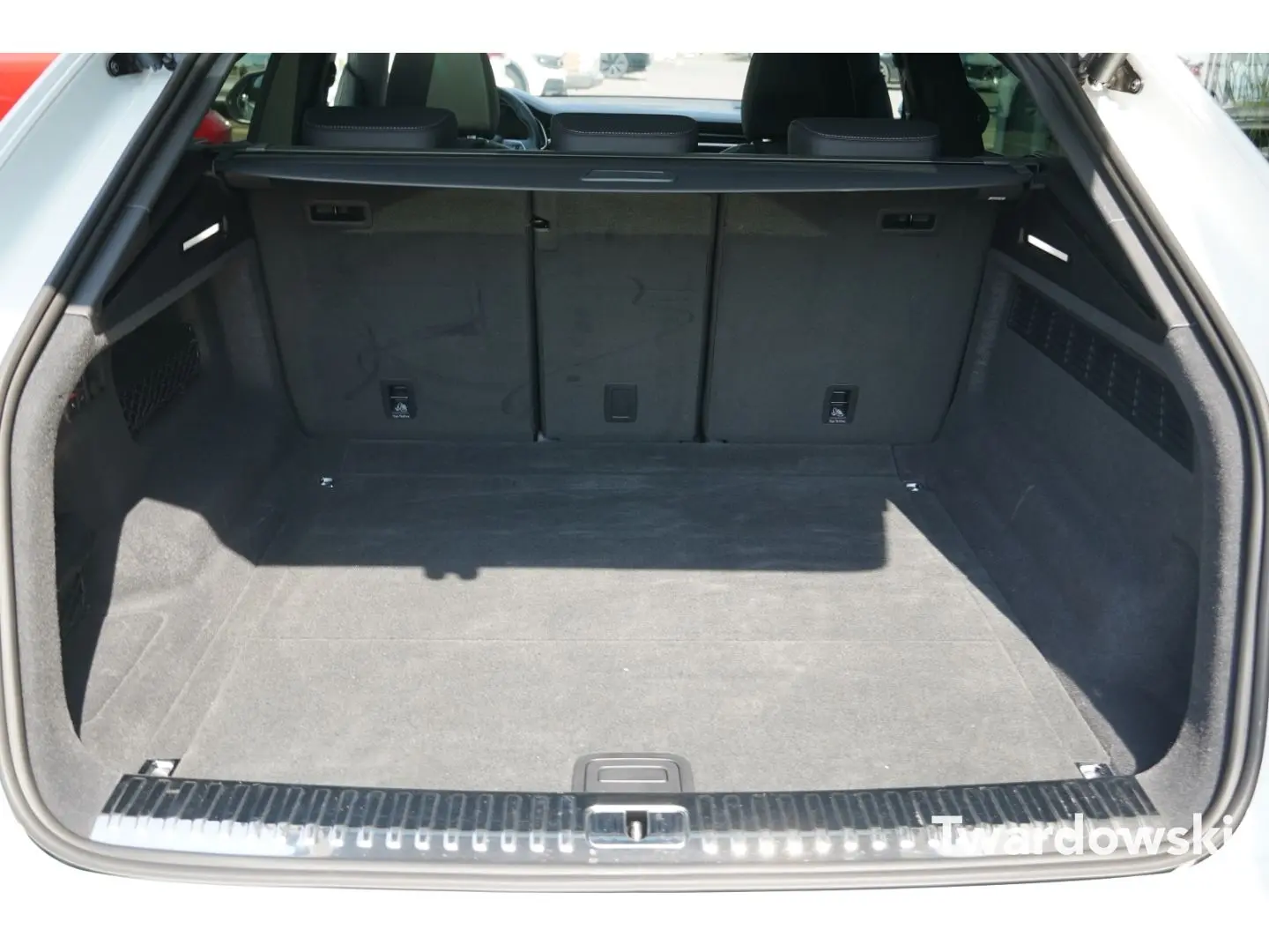 Q8 S line 50 TDI Luft 23'' PANO AHK Memory ACC