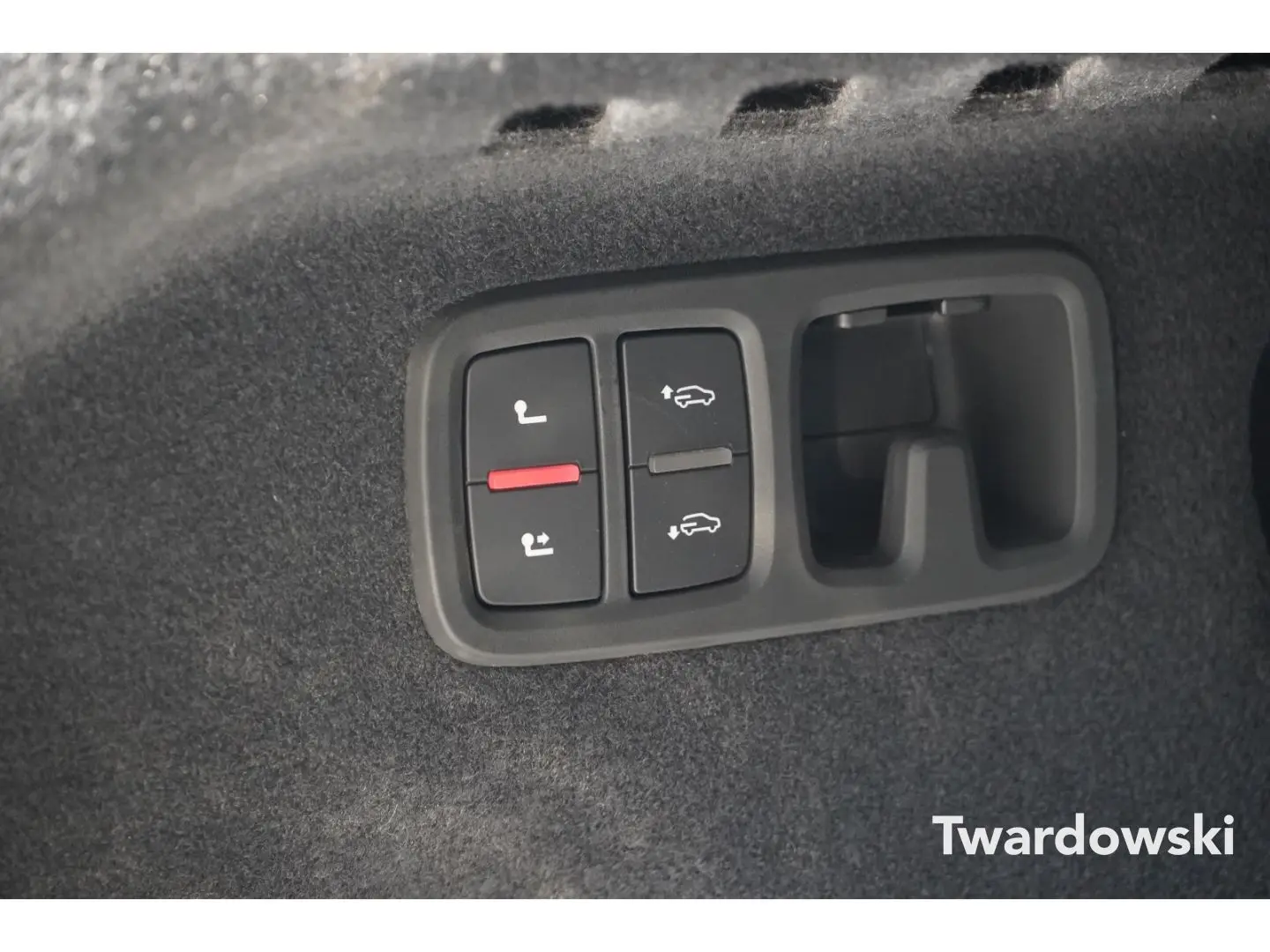 Q8 S line 50 TDI Luft 23'' PANO AHK Memory ACC