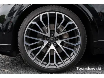 Q8 S line 50 TDI Luft 23'' PANO AHK Memory ACC