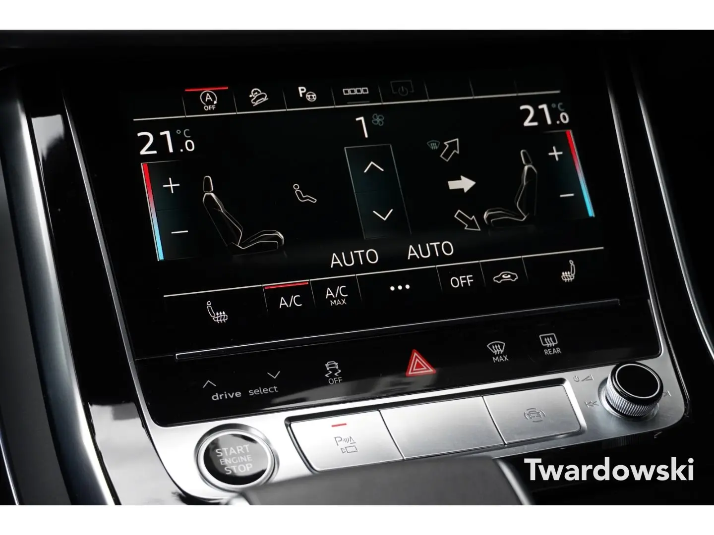 Q8 S line 50 TDI Luft 23'' PANO AHK Memory ACC