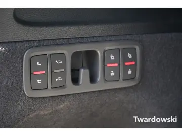 Q7 50 TDI S-Line 3.0 7-Sitzer Matrix PANO 360  B