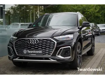 Q5 Sportback S line Pano AHK ACC Kamera Raute So