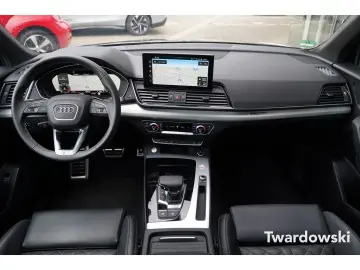 Q5 Sportback S line Pano AHK ACC Kamera Raute So