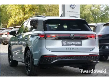 Tiguan 1.5 eTSI R-Line AHK 360  Pano ACC Matrix