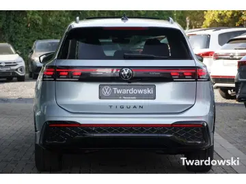 Tiguan 1.5 eTSI R-Line AHK 360  Pano ACC Matrix