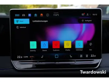 Tiguan 1.5 eTSI R-Line AHK 360  Pano ACC Matrix