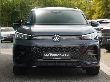 Tiguan 1.5 eTSI R-Line Matrix Black 360  Massage