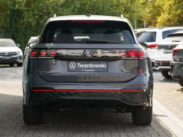 Tiguan 1.5 eTSI R-Line Matrix Black 360  Massage