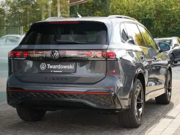 Tiguan 1.5 eTSI R-Line Matrix Black 360  Massage